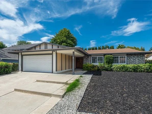 65 Pinewood Ave, Oak Park, CA 91377