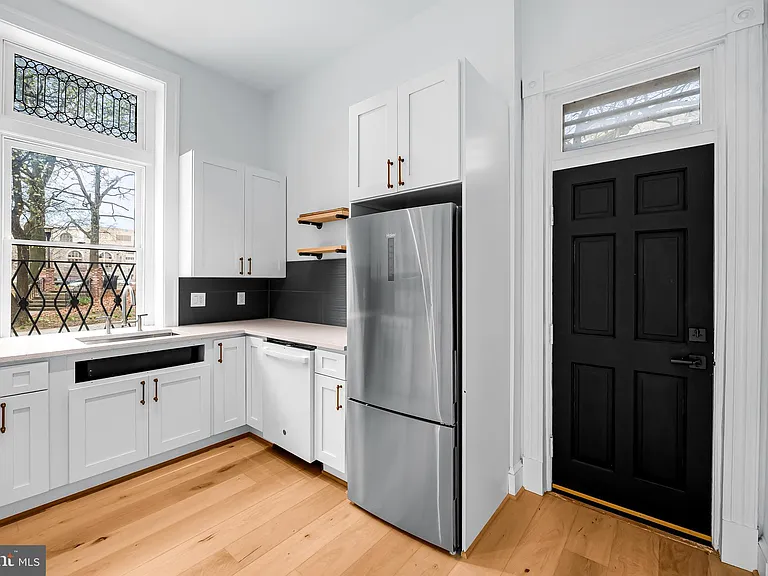 1200 Bolton St — Photo 15
