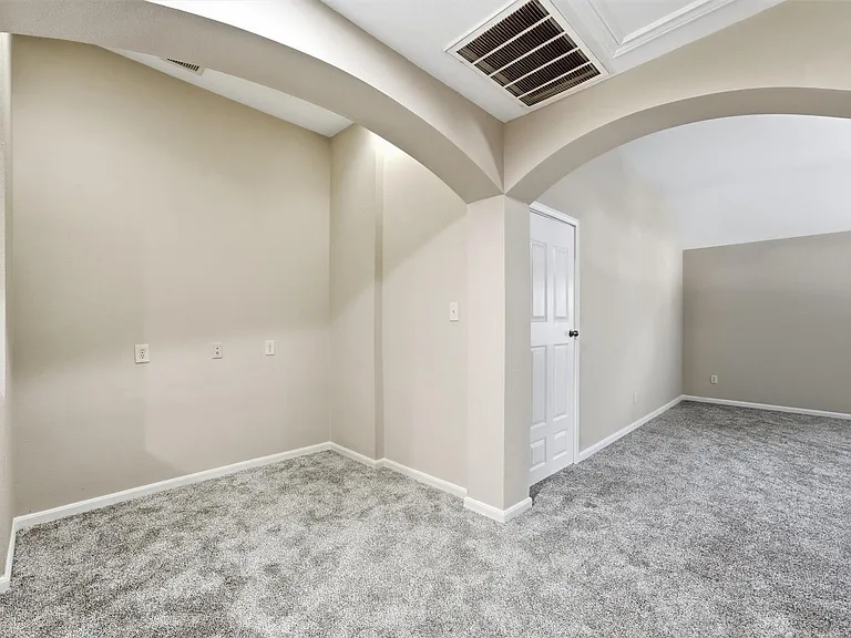 5507 Opal Cove Ct — Photo 30