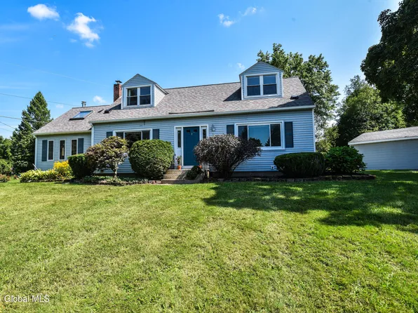 2 Hickory Lane, Troy, NY 12180