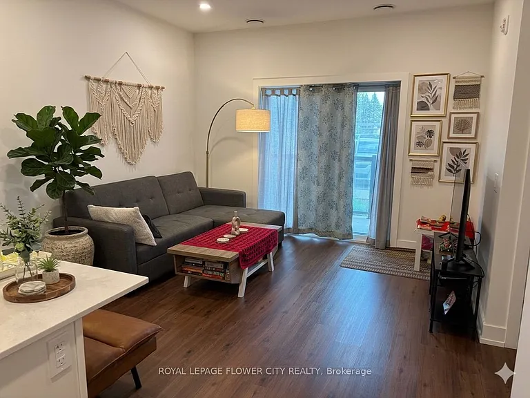 1000 Lackner Pl N #102 — Photo 6