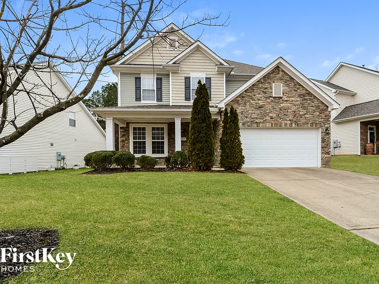 2123 Gillwell Ln — Photo 1