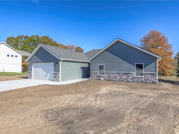 310 NE 51st Rd, Warrensburg, MO 64093