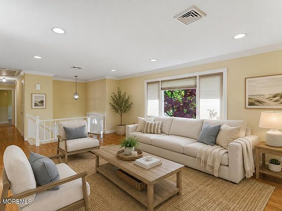 5th image of 1109 Hope Road