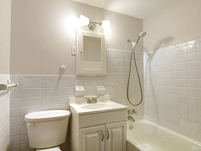 4554 Powell Rd — Photo 21