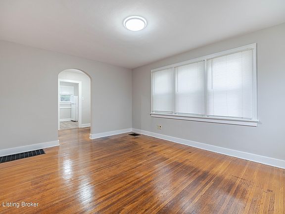3rd image of 837 Delor Ave