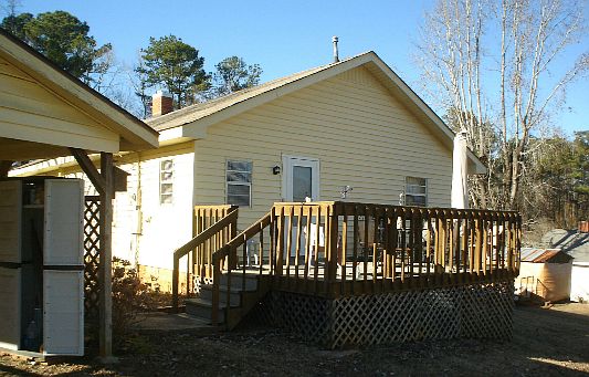 2nd image of 1664 Hillabee St