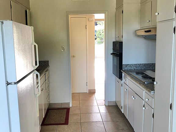 3rd image of 300 Torino Dr APT 9