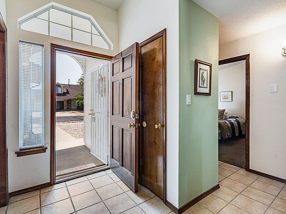 4th image of 4717 Snapdragon Rd NW