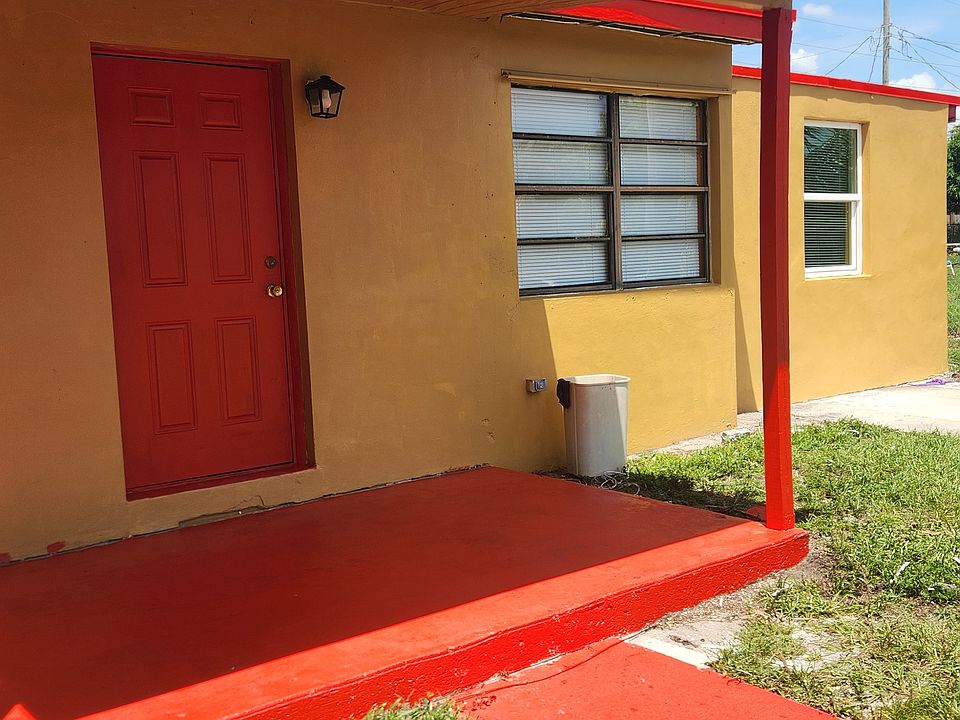 1st image of 3221 Orange St #1