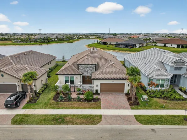 10102 SW Davanti Drive, Port St Lucie, FL 34987