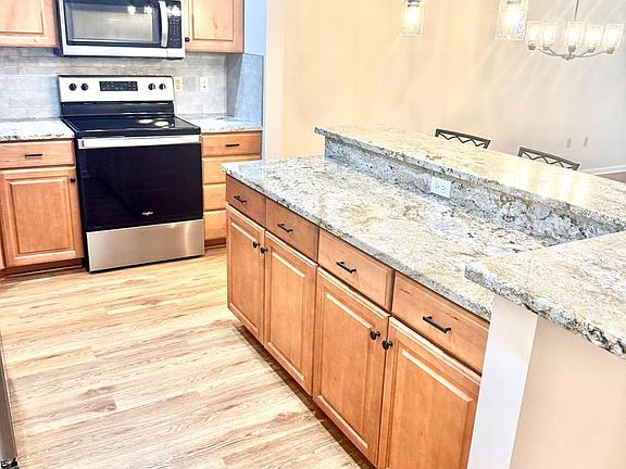 3rd image of 1101 S Schumaker Dr APT 108