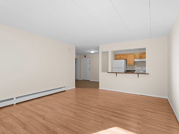 5th image of 5 Warden St APT 1