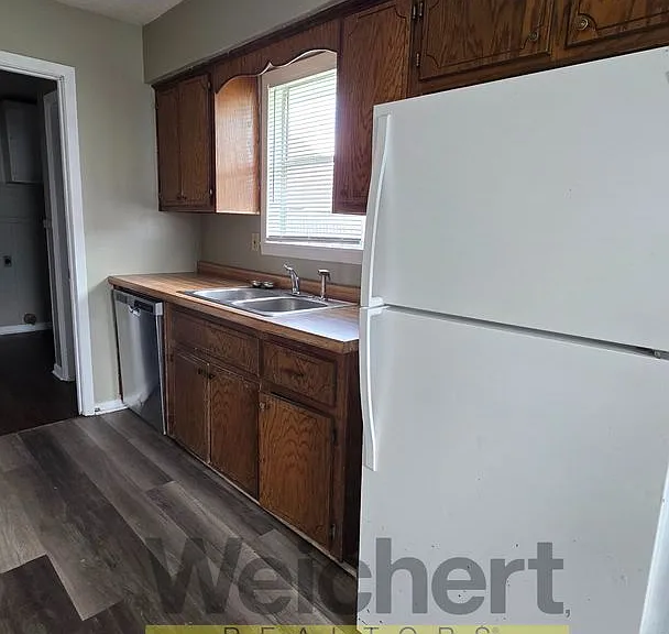 5929 Southwest Dr — Photo 4