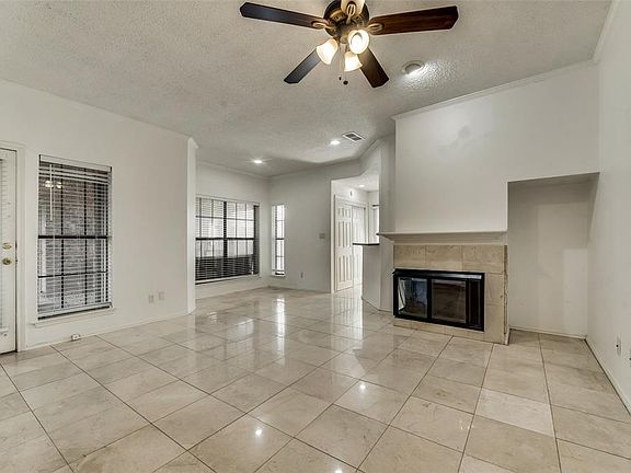 3rd image of 2730 Silver Creek Dr APT 128