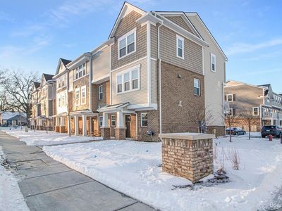581 Parkside Way, Ferndale, MI, 48220