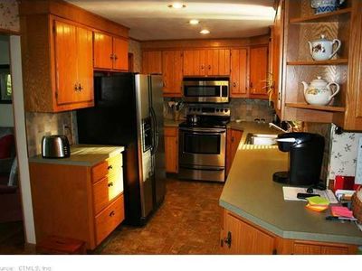 293 North Loomis Street, Unknown Ma City, CT, 01077