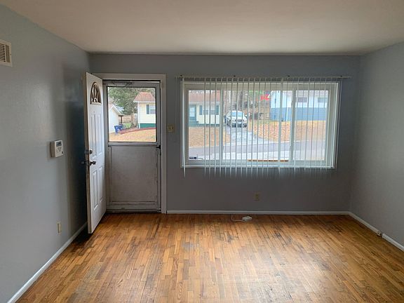 4th image of 4017 Shirley Dr