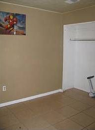 4th image of 4221 Tymberwood Ln