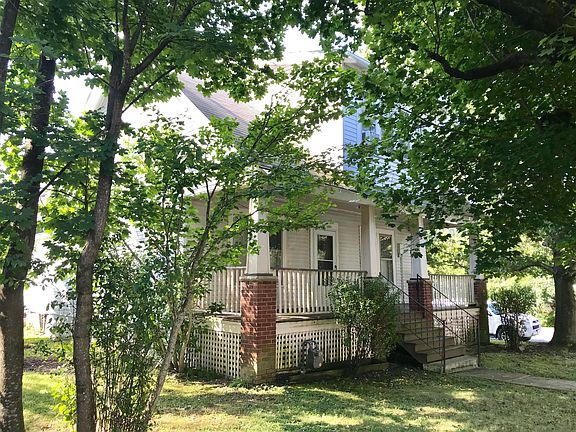2nd image of 301 Revere St