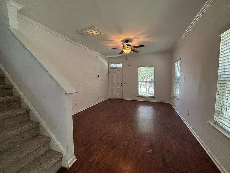 218 Northwood St — Photo 7