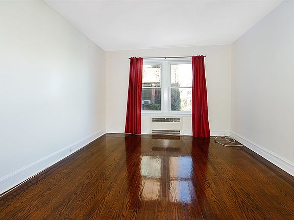 5th image of 340 Fairmount Ave APT 401