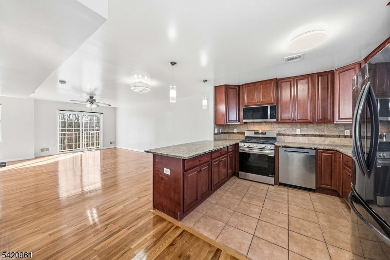 1st image of 4 C Lily Court #4C