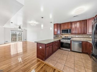 4 C Lily Court #4C, Roselle, NJ