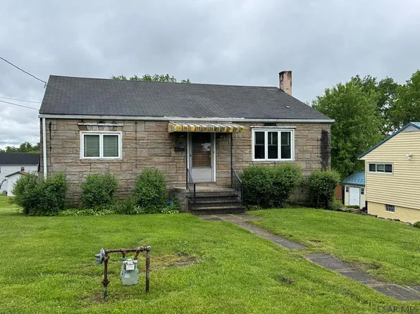 1617 Christopher St, Johnstown, PA 15905