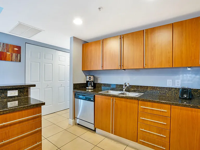 610 Clematis St #538 — Photo 8