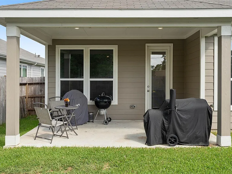 4007 Mossy Banks Ln — Photo 31