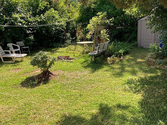3rd image of 1710 Southampton Ave