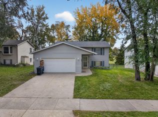 3838 Strathmore Ln SE, Rochester, MN 55904