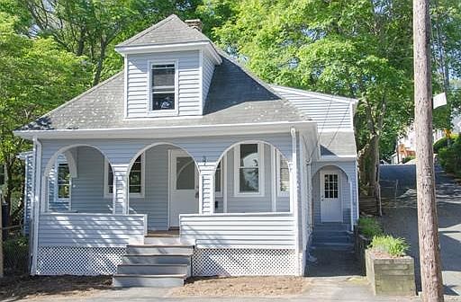 2nd image of 37 Fair Oaks Ave
