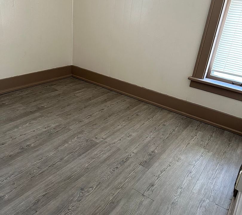 221 221 S 12th St Fort Dodge IA Zillow