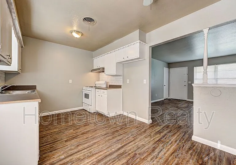 1308 McDonald Dr — Photo 20