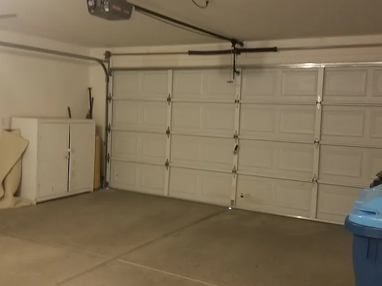 2440 Huntington Dr — Photo 16