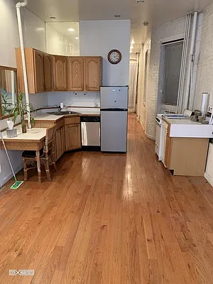 Rented by Citi Habitats | media 3