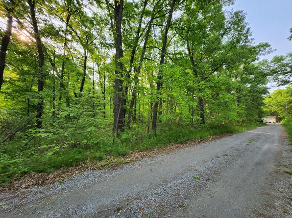 V L Hall Rd, Muskegon, MI 49442