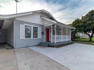 106 Opal Ct #A, Houston, TX 77009