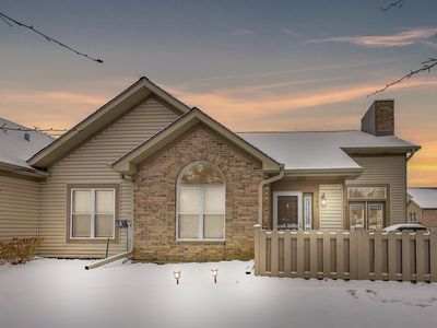 143 Canterbury Ct #143, Bloomingdale, IL, 60108