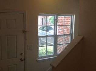 285 Plaza Dr, Chapel hill, NC 27517