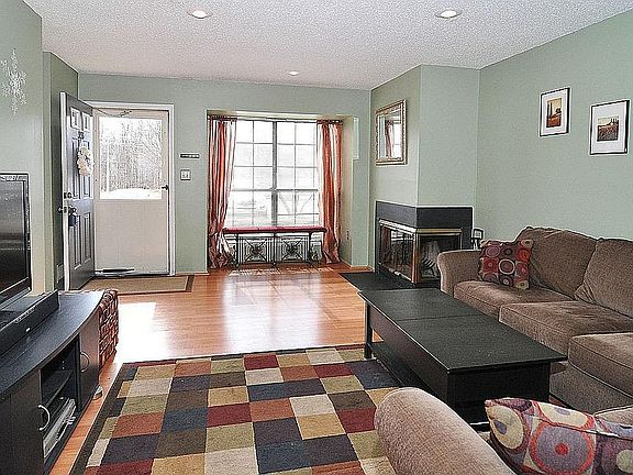 Entrance with a fireplace