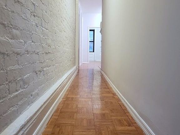 3rd image of 407 W 52nd St APT 1R