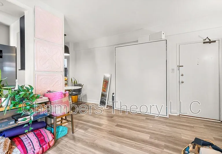 2515 K St NW #403 — Photo 9