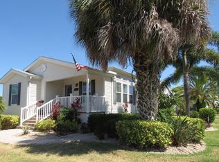 933 Montego Ave W, Venice, FL 34285