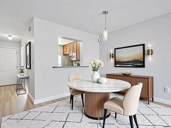 5th image of 9513 DARIEN AVENUE #9513