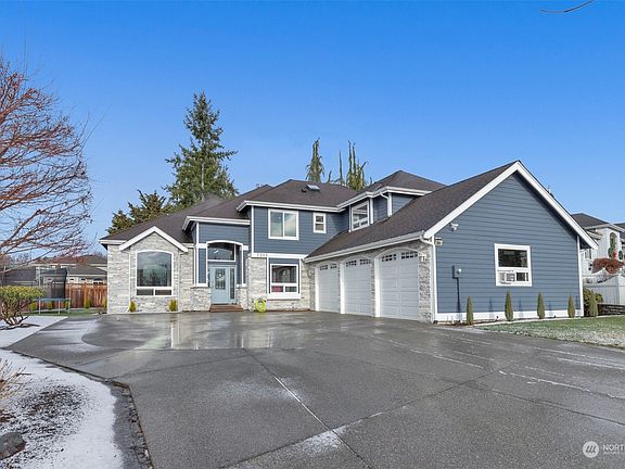 2nd image of 7305 NE 77th Drive