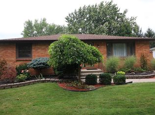 14 Marilyn Dr, West Seneca, NY 14224
