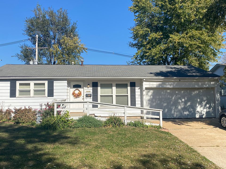 Has accessible entrance with concrete ramp and stairs 2 car garage